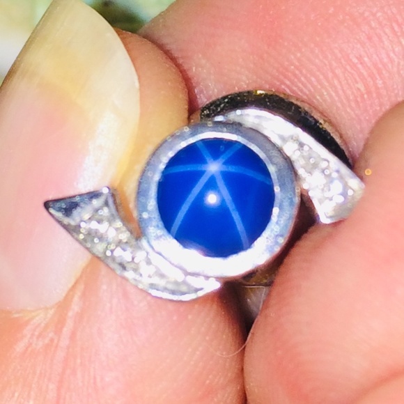 Vintage Unisex Brilliant Star Sapphire/Diamond Tie pin - Picture 6 of 6